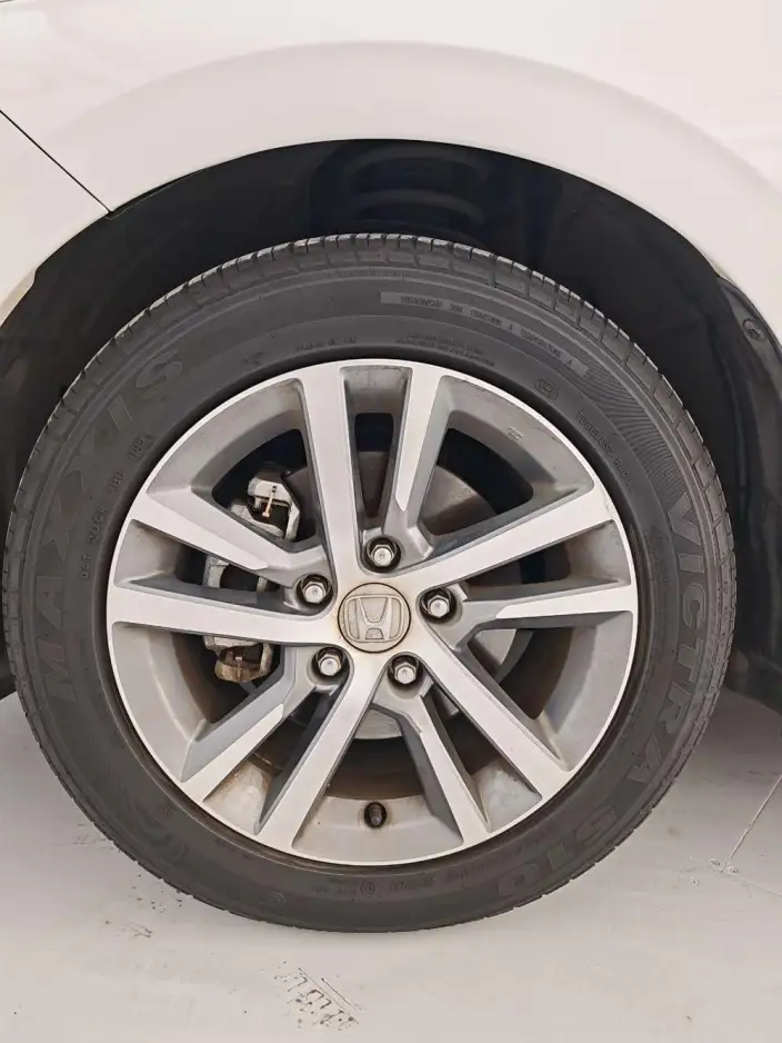 Honda Civic 2022 Model 240TURBO CVT Dynamic Edition – фото 6