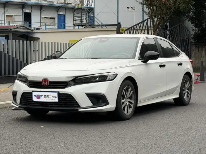 Honda Civic 2023 Model 240TURBO CVT Momentum Edition – фото 1