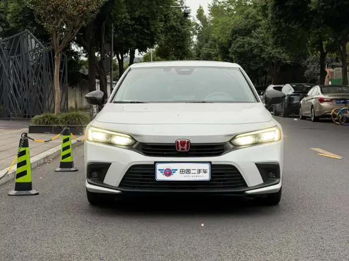 Honda Civic 2023 Model 240TURBO CVT Momentum Edition – фото 2