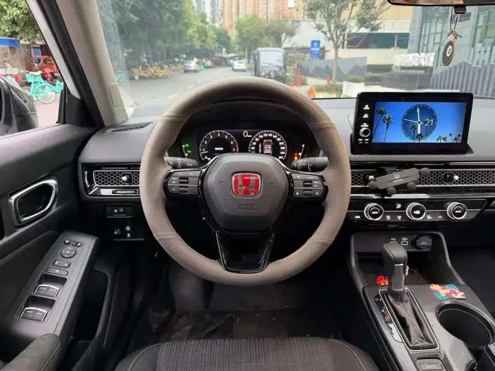 Honda Civic 2023 Model 240TURBO CVT Momentum Edition – фото 9