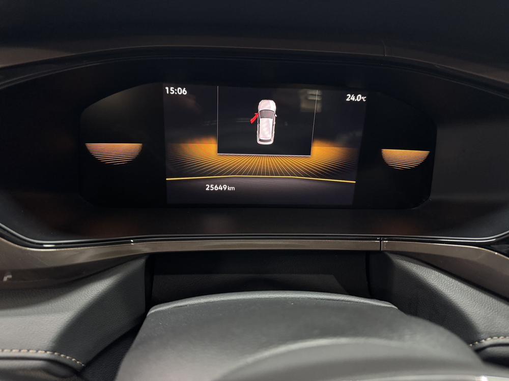 Volkswagen Tharu 2022 280TSI 2WD Luxury – фото 10