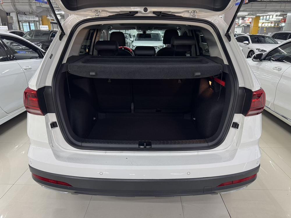 Volkswagen Tharu 2022 280TSI 2WD Luxury – фото 13