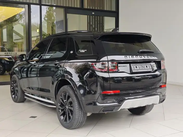 Land Rover Discovery Sport 2024 Model 249PS R-Dynamic SE Performance Technology Edition 5 seat – фото 5