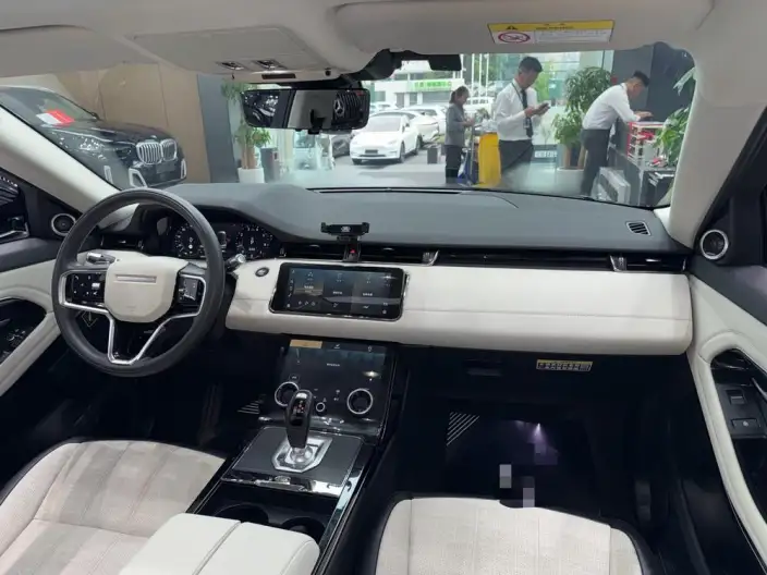 Range Rover Evoque 2021 Model Aurora L 249PS R-Dynamic First Edition First Edition Edition – фото 7