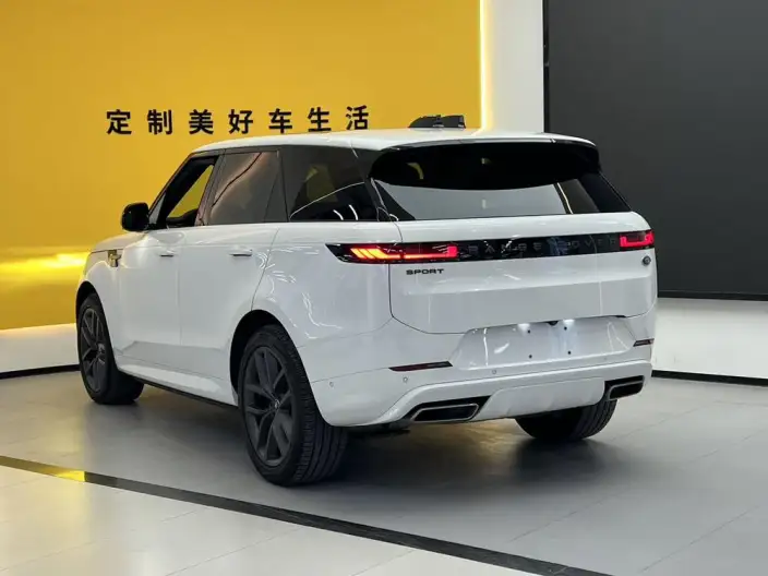 Range Rover Sport 2026 Model 400PS DYNAMIC SE