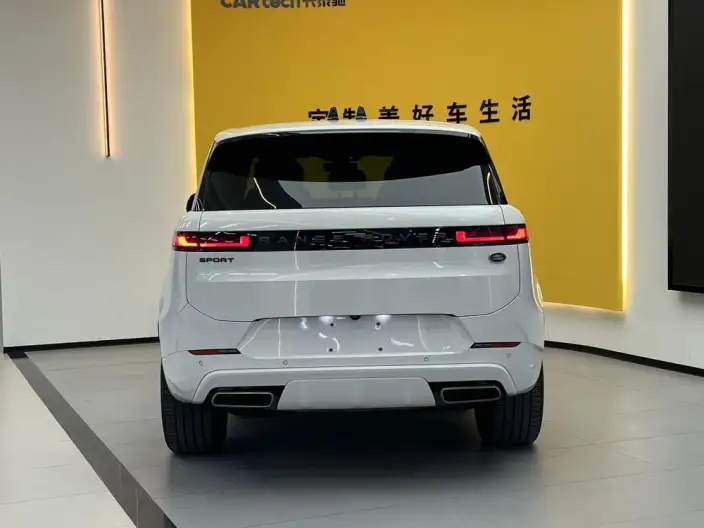 Range Rover Sport 2026 Model 400PS DYNAMIC SE – фото 5