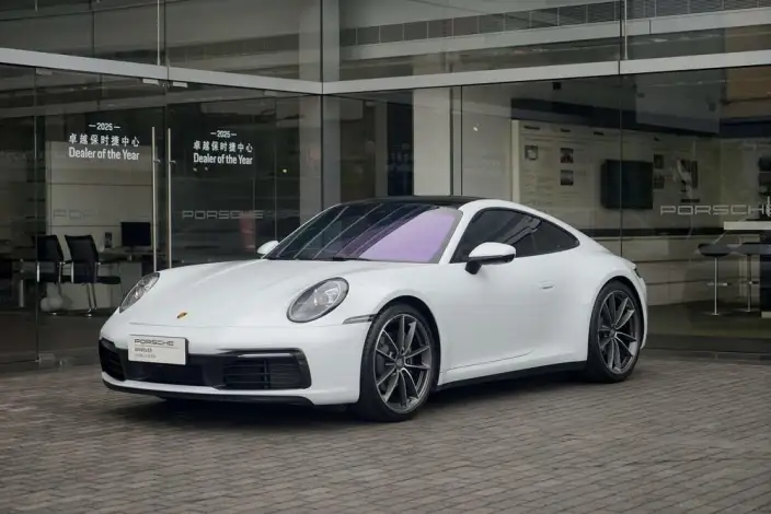 PORSCHE 911 2023 Model Carrera 3.0T