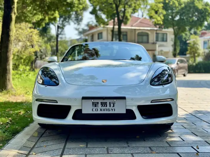 Porsche 718 2022 Model Boxster 2.0T