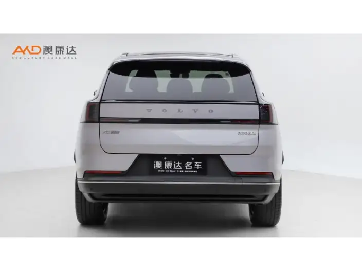 Volvo XC70 2026 Model 2WD Long Battery Life Pro Core