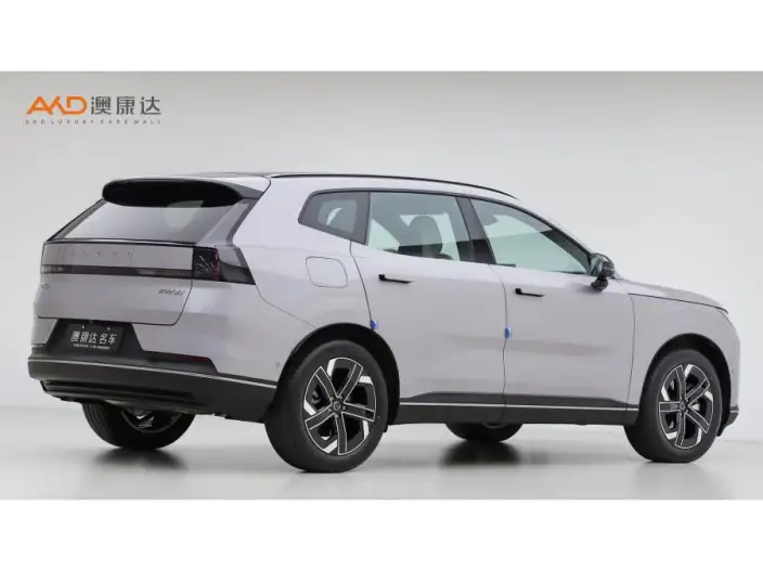 Volvo XC70 2026 Model 2WD Long Battery Life Pro Core