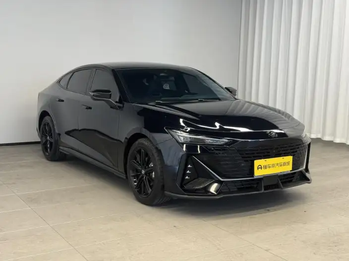 Changan UNI-V 2022 Model 1.5T Noble Model – фото 3