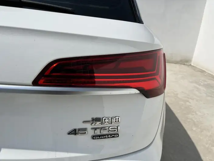 Audi Q5L 2022 Model Facelift 45T Luxury Dynamic Model – фото 7