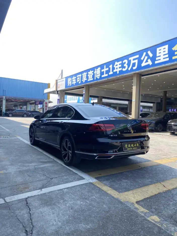 Volkswagen Magotan 2021 Model 330TSI DSG 30th Anniversary Memorial Edition – фото 4