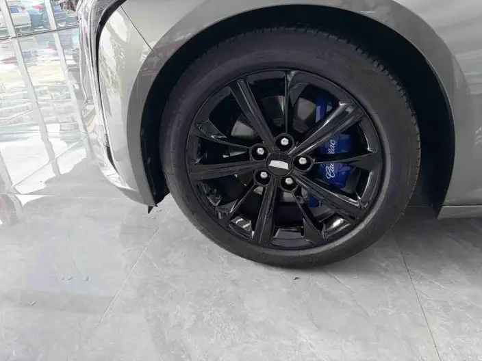 Cadillac CT5 2024 Model 28T Luxury Model Pro – фото 8