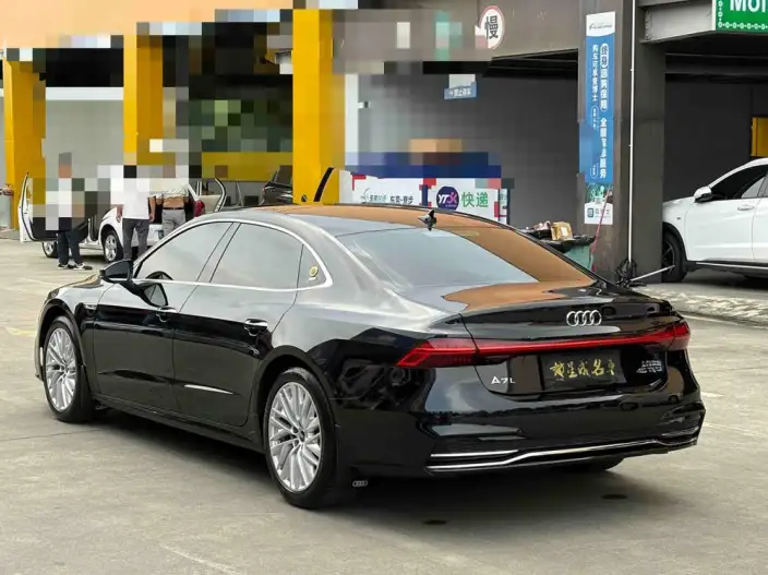 Audi A7 L 2024 Model 45 TFSI Luxury Model