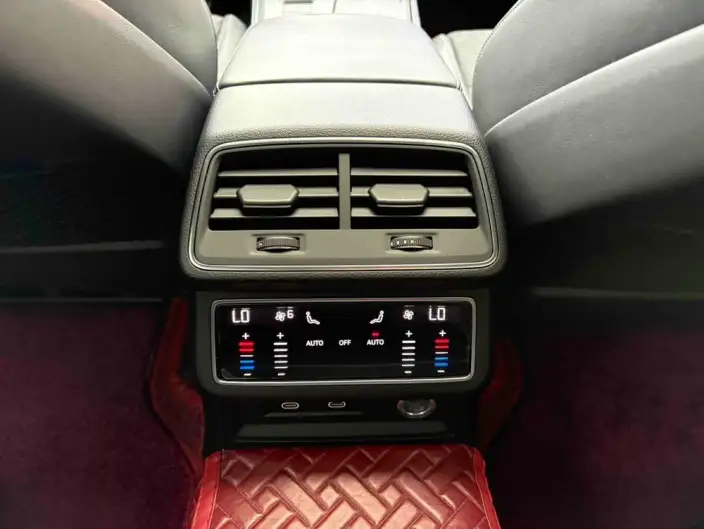 Audi A7 L 2024 Model 45 TFSI Luxury Model – фото 6