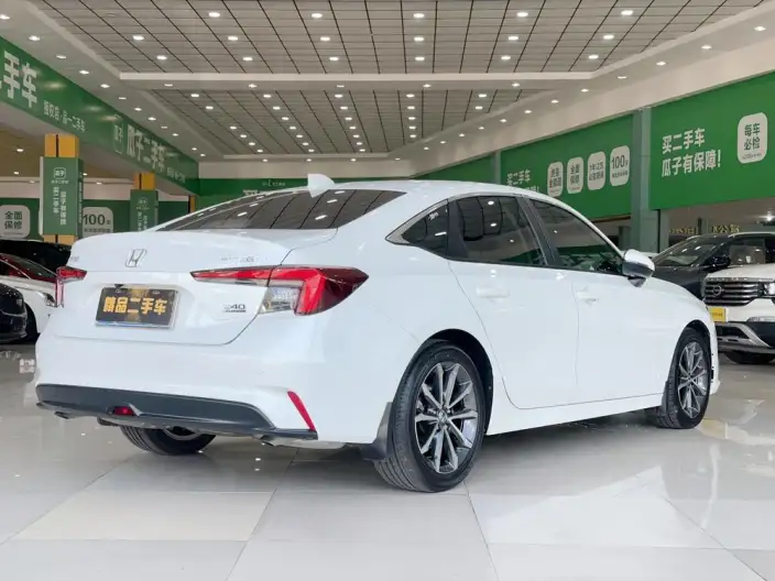 Model Ge 2023 Model 240TURBO CVT Deluxe Edition – фото 6