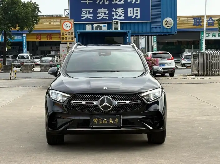 Mercedes-Benz GLC 2023 Model GLC 300 L 4MATIC Dynamic Model 5 seat – фото 2