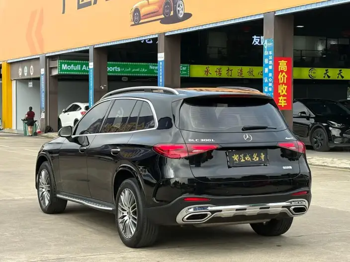 Mercedes-Benz GLC 2023 Model GLC 300 L 4MATIC Dynamic Model 5 seat – фото 4