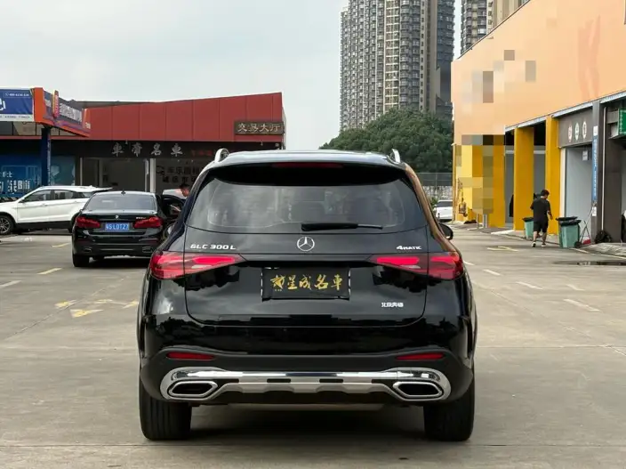 Mercedes-Benz GLC 2023 Model GLC 300 L 4MATIC Dynamic Model 5 seat – фото 5