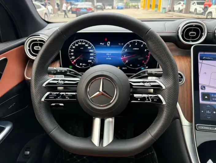 Mercedes-Benz GLC 2023 Model GLC 300 L 4MATIC Dynamic Model 5 seat – фото 10