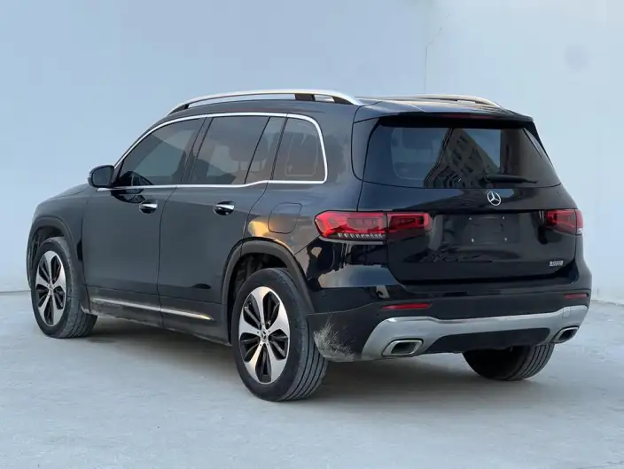 Mercedes-Benz GLB 2023 Model GLB 220 Fashion Model – фото 4