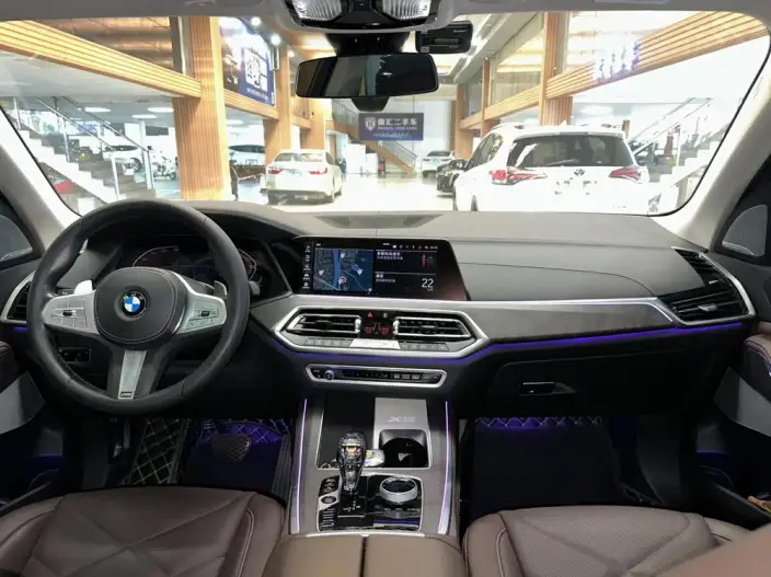 BMW X5 2022 Model xDrive 30Li Exclusive Model M Sports Set – фото 7