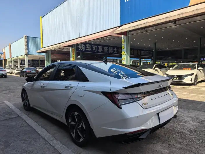 Hyundai Ioniq 2022 Model 1.5L CVT LUX Premium Edition – фото 5