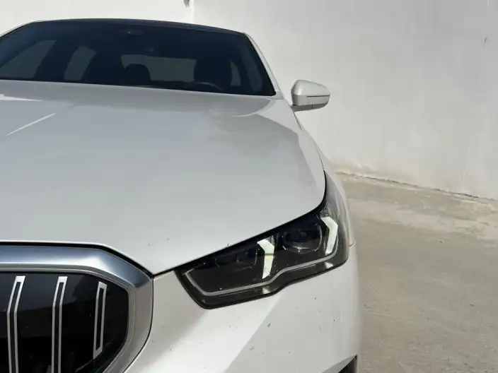 BMW 5 Series 2024 Model 530Li Leading Model M Sports Set – фото 7