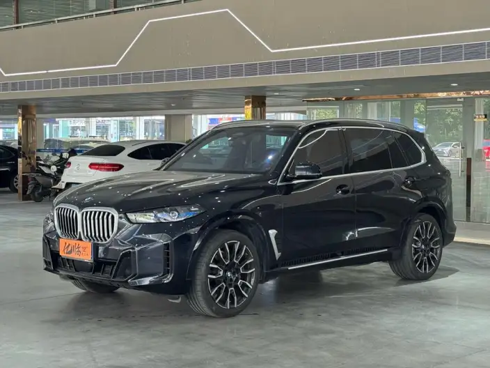 BMW X5 2025 Model xDrive40Li M Sports Night Set – фото 1