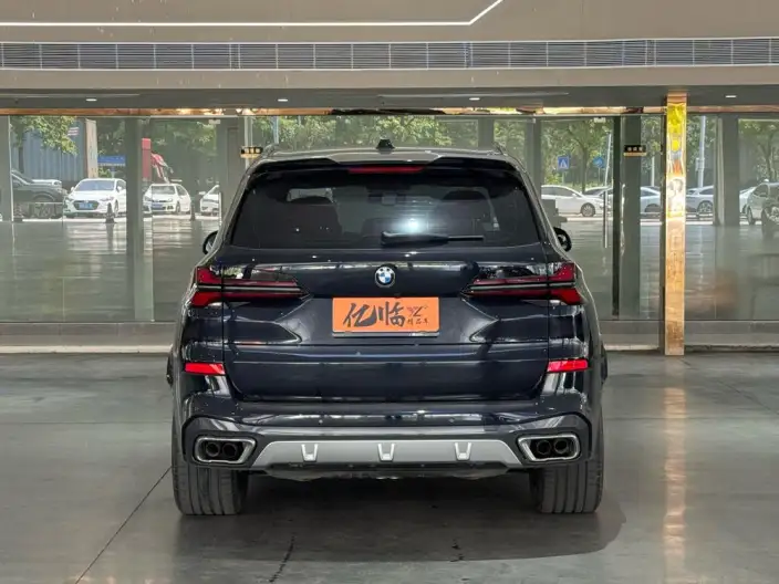 BMW X5 2025 Model xDrive40Li M Sports Night Set – фото 5