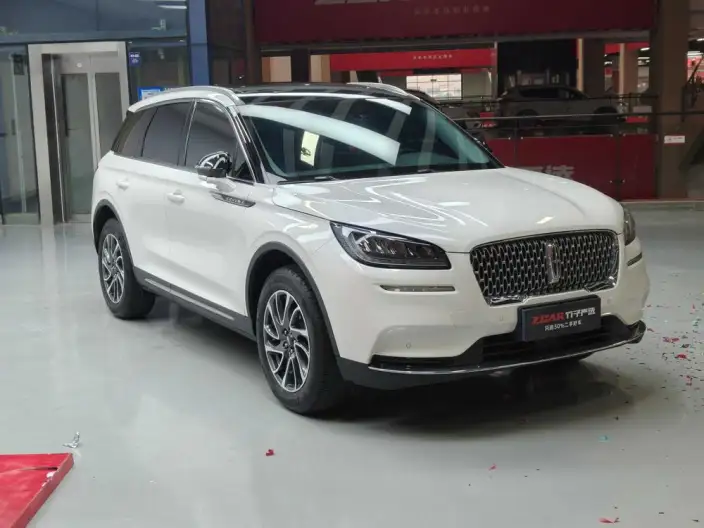 Lincoln Corsair 2022 Model 2.0T 2WD Zunya Edition – фото 3