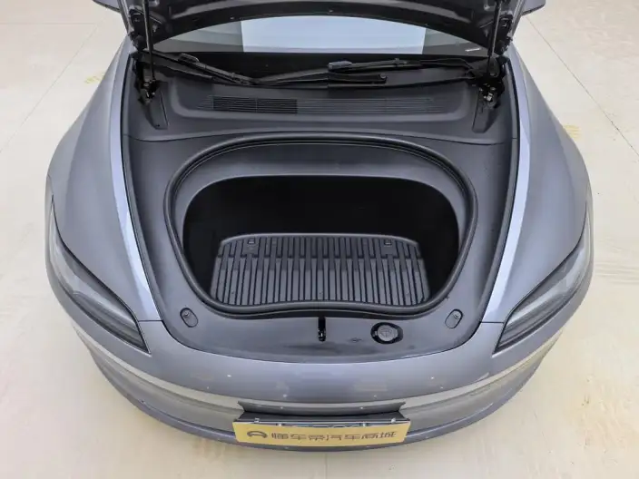 Model 3 2025 Model Facelift Rear-wheel drive version – фото 10