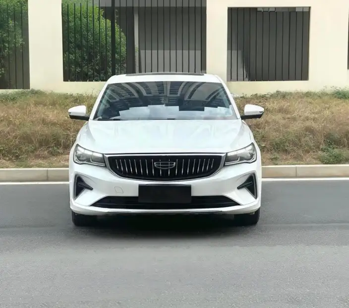 Geely Emgrand 2022 Model No. 4 Gen 1.5L CVT Luxury Model – фото 2