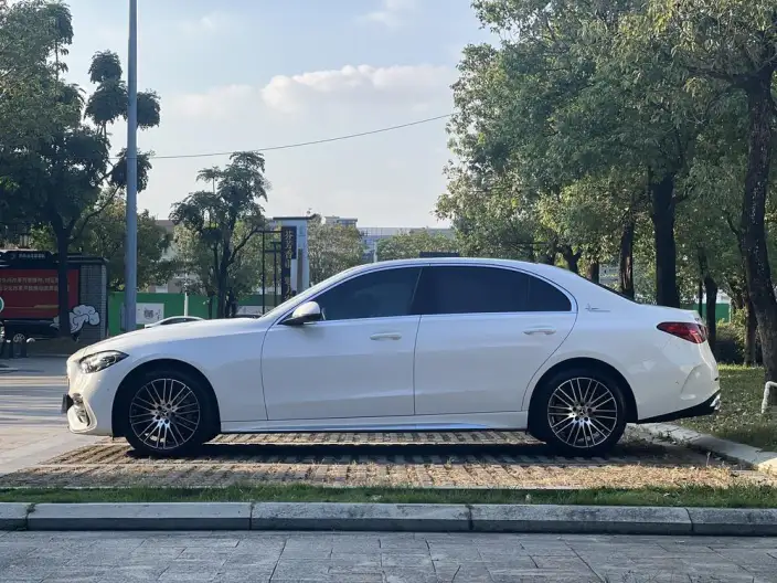 Mercedes-Benz C-Class 2023 Model Facelift C 260 L Sports Edition – фото 4