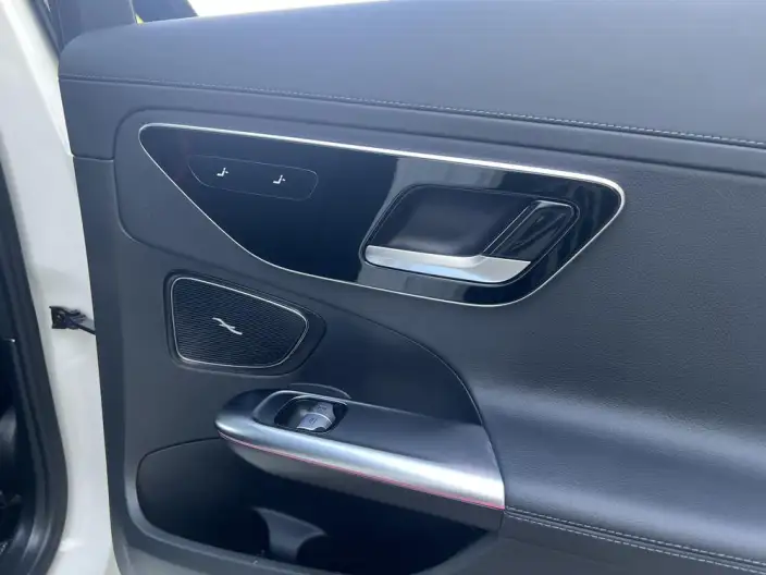 Mercedes-Benz C-Class 2023 Model Facelift C 260 L Sports Edition – фото 8