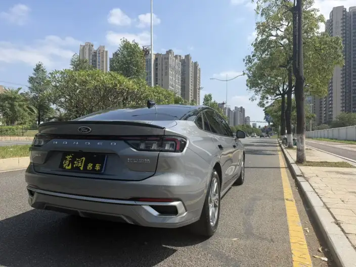 Ford Mondeo 2023 Model EcoBoost 245 Luxury Model – фото 6