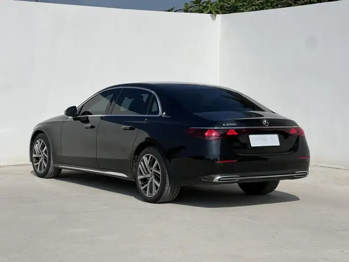 Mercedes-Benz E-Class 2024 Model E 300 L Fashion Model sedan – фото 4