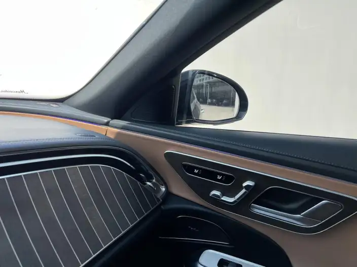 Mercedes-Benz E-Class 2024 Model E 300 L Fashion Model sedan – фото 8