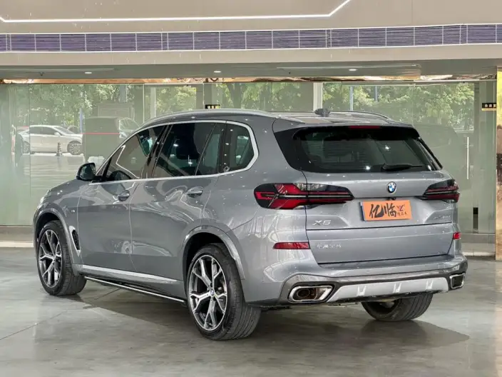 BMW X5 2023 Model xDrive30Li Exclusive Model M Sports Set – фото 4
