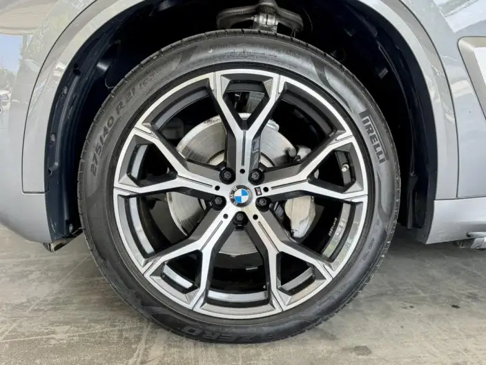 BMW X5 2023 Model xDrive30Li Exclusive Model M Sports Set – фото 9