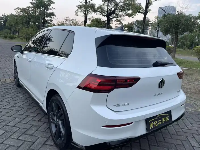 Volkswagen Golf 2023 Model Facelift 280TSI DSG R-Line Lite – фото 10