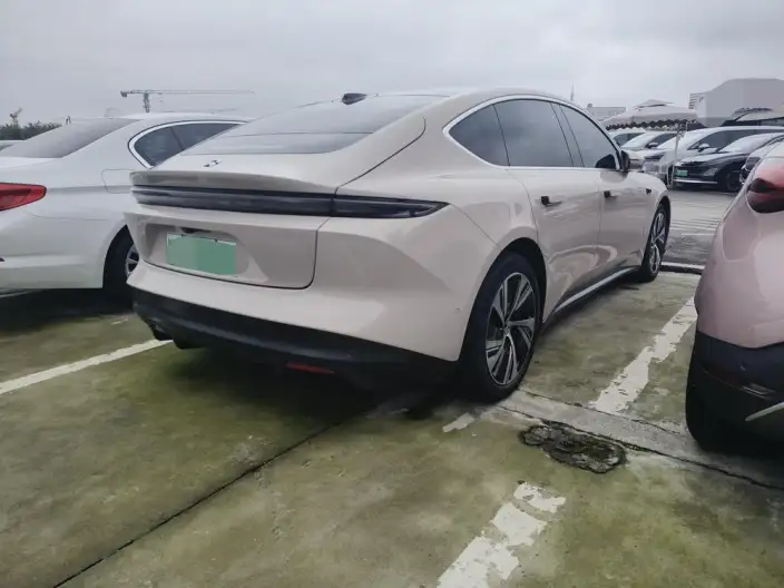 NIO ET5 2022 Model 75kWh – фото 6