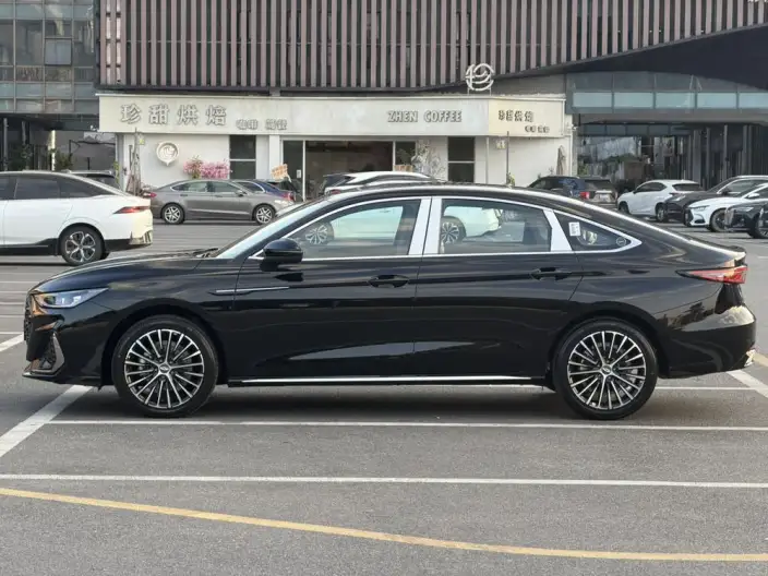 Arrizo 8 PRO 2027 Model 1.6T DCT Luxury Model