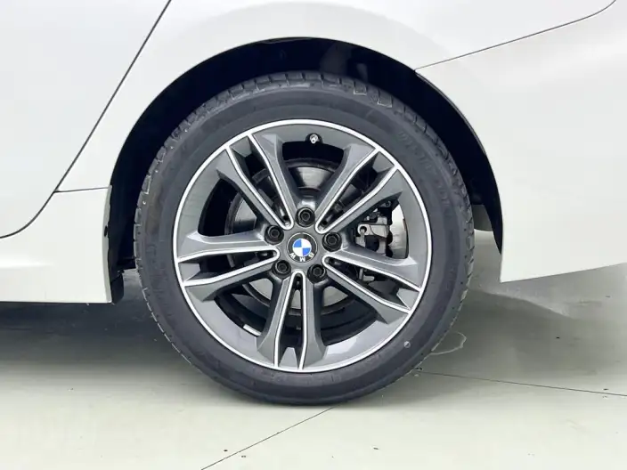 BMW 1 Series 2021 Model Facelift 120i M Sports Edition – фото 9