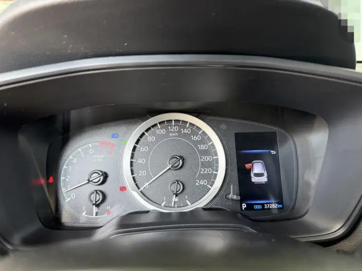 Toyota Corolla Cross 2022 Model 2.0L Elite Edition – фото 9