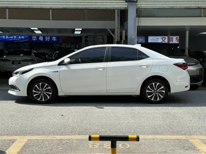 Corolla Hybrid E+ 2020 Model 1.8L Comfort Edition – фото 3