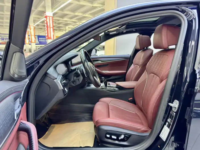 BMW 5 Series 2022 Model 530Li Exclusive Model M Sports Set – фото 10