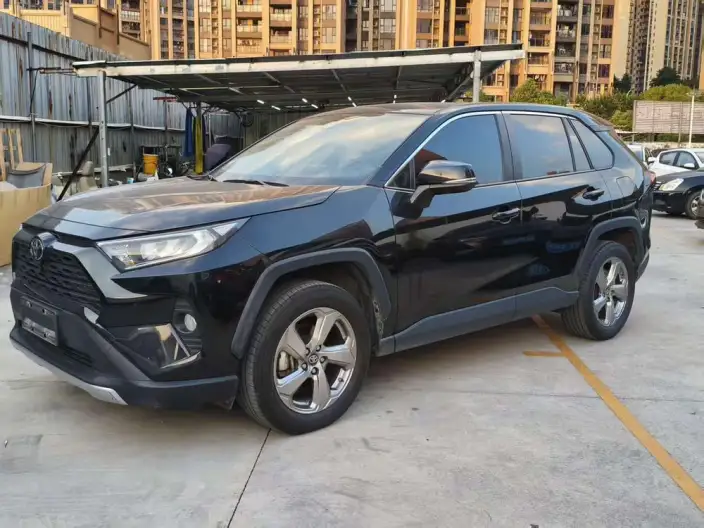 Toyota RAV4 2022 Model 2.0L CVT 2WD Fashion PLUS Edition – фото 1