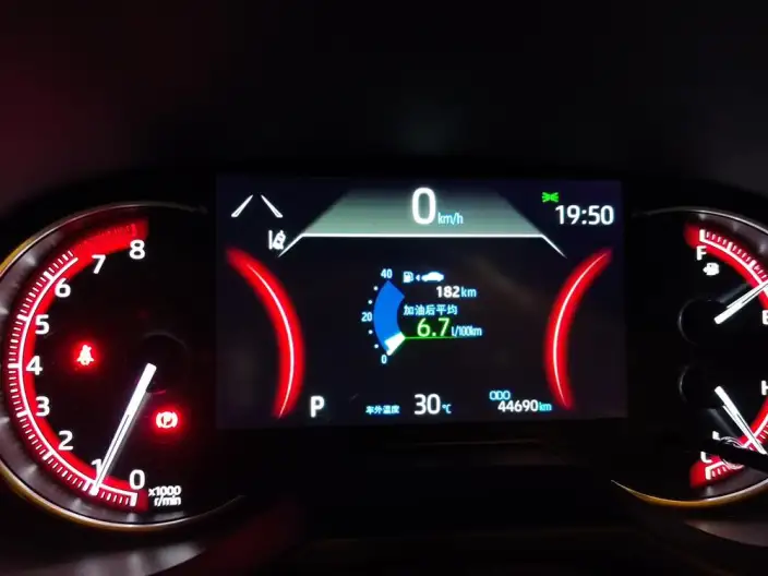 Toyota RAV4 2022 Model 2.0L CVT 2WD Fashion PLUS Edition – фото 7